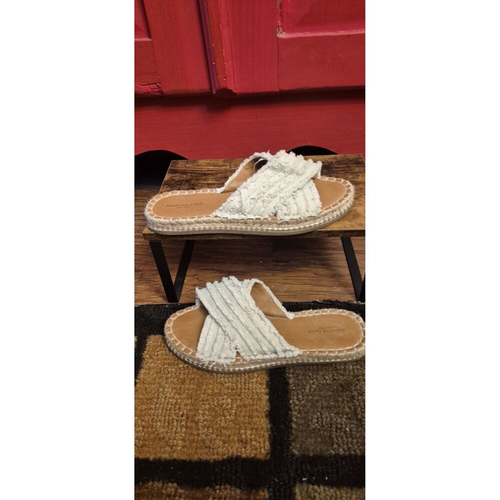 American Eagle Size 8 Boho Fringe Slides Sandals Ivory Criss Cross Slip On EUC